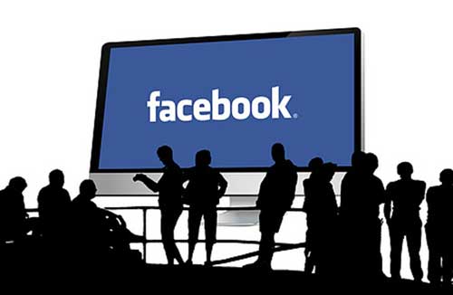 Facebook部分股东要求扎克伯格退出董事会