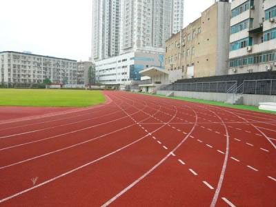 切合现代客户 打造感性塑胶跑道厂家